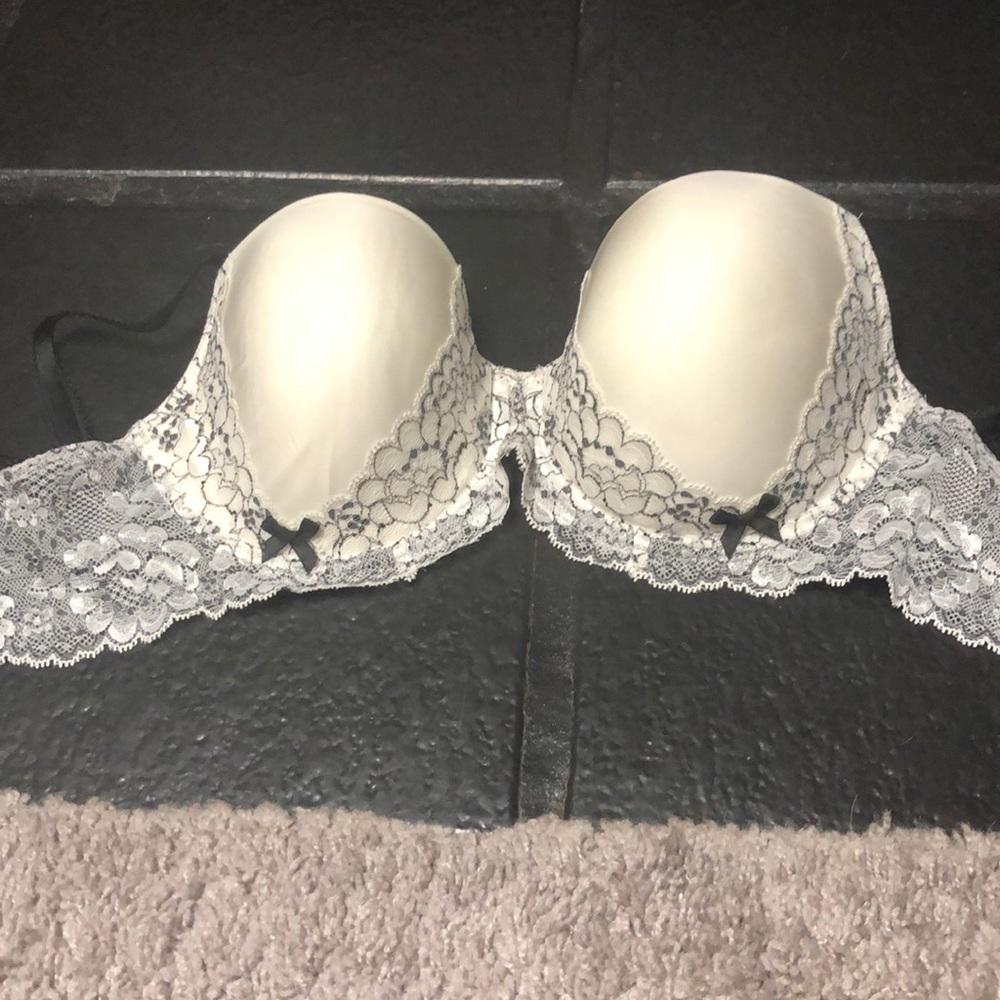 Bra - Picture 2 of 2